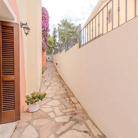 - Doccia Idromassaggio - Giardino Privato *